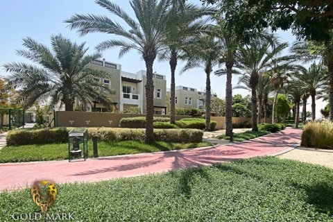 Villa de 5 chambres à Mudon, UAE No. 30435 19