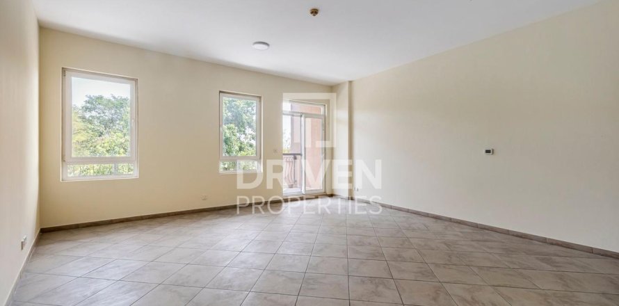 Appartement de 2 chambres à Motor City, UAE No. 218232