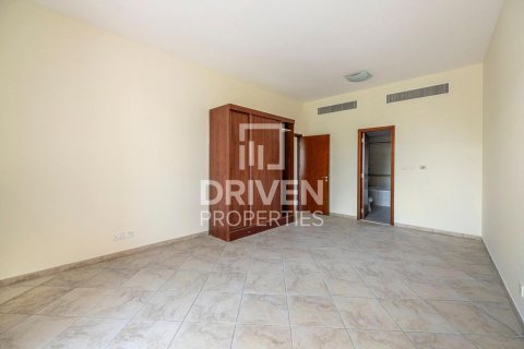 Appartement de 2 chambres à Motor City, UAE No. 218232 12