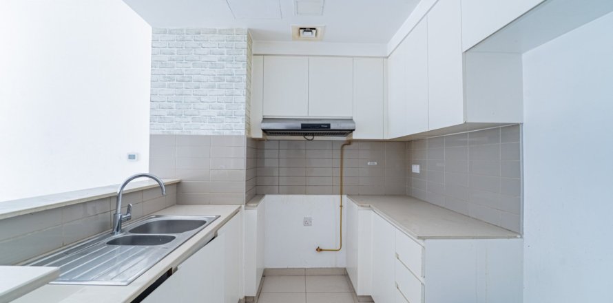 3 bedrooms Apartment in Dubai, UAE No. 217095