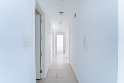 3 bedrooms Apartment in Dubai, UAE No. 217095 3