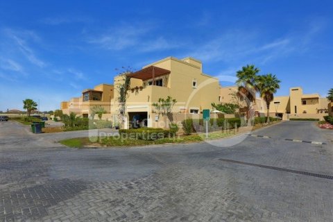 Villa de 4 chambres à Al Raha Gardens, UAE No. 11928 15