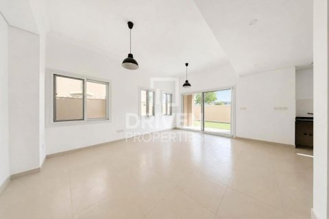 Вилла с 3 спальнями в Casa Dora, ОАЭ №212156 5