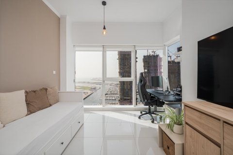 Apartment de 2 dormitorios en Damac Heights, UAE No. 215262 6