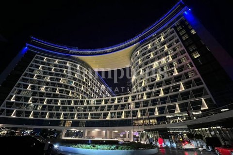 Апартаменты в отеле с 1 комнатой в FIVE Palm Jumeirah, ОАЭ №215556 10