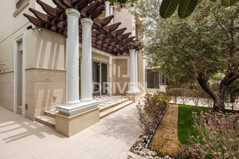 Villa de 4 chambres à District One, UAE No. 217526 29