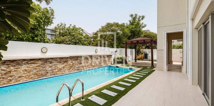 Villa de 4 chambres à District One, UAE No. 217526