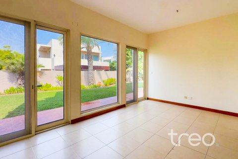 Villa de 3 chambres à Arabian Ranches, UAE No. 220772 6