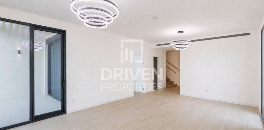 Townhouse de 4 dormitorios en Jebel Ali, UAE No. 223326