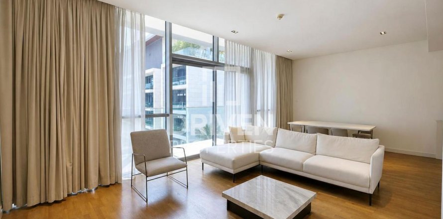Apartment de 2 dormitorios en City Walk, UAE No. 204786