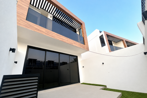 4 bedrooms Townhouse in Al Furjan, UAE No. 213027
