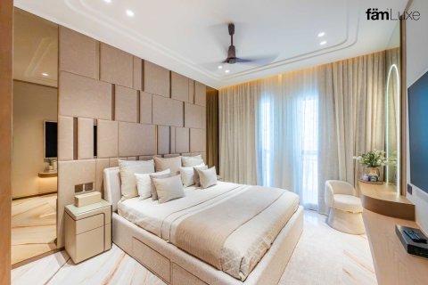 5 bedrooms Townhouse in Dubai, UAE No. 210919 5