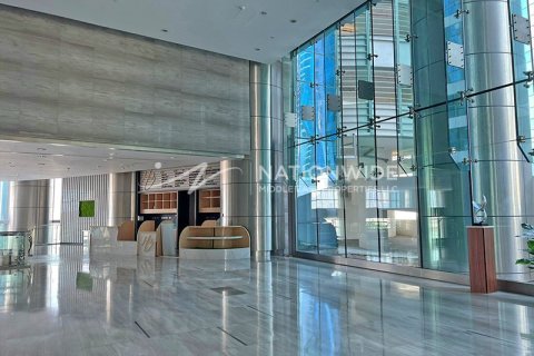 160m² Office in Abu Dhabi, UAE No. 105944 4