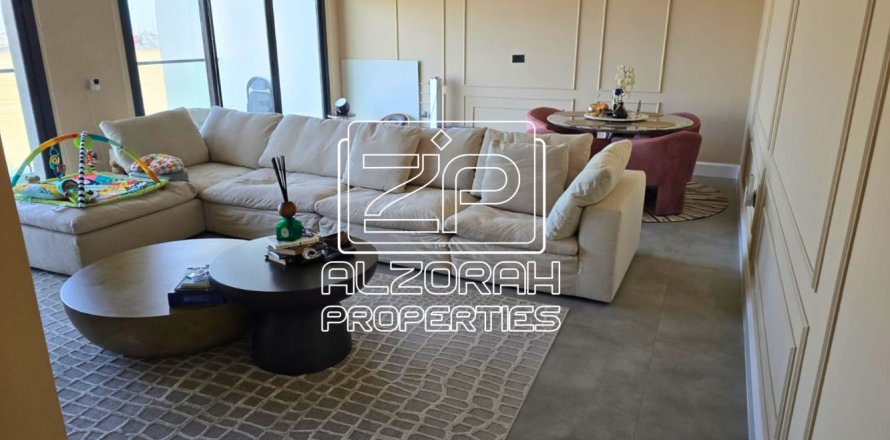 Apartment de 2 dormitorios en Al Zorah, UAE No. 223727