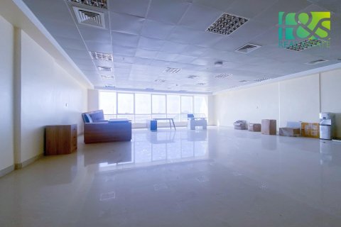 Office de 115.9m² en Al Jazirah Al Hamra, UAE No. 20730 3