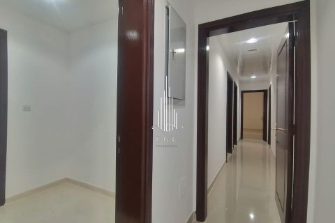3 غرف نوم شقة في Al Khalidiya, الإمارات العربية المتحدة رقم 49698 15