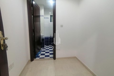 3 غرف نوم شقة في Al Khalidiya, الإمارات العربية المتحدة رقم 49698 21