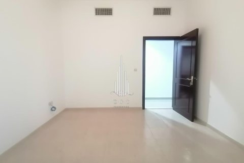 3 غرف نوم شقة في Al Khalidiya, الإمارات العربية المتحدة رقم 49698 12