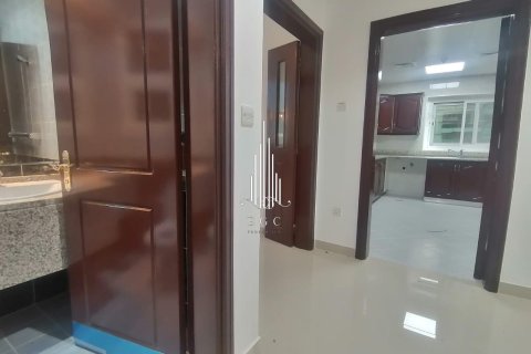 3 غرف نوم شقة في Al Khalidiya, الإمارات العربية المتحدة رقم 49698 17