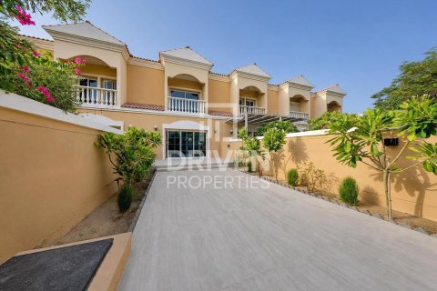 2 غرف نوم تاون هاوس في Jumeirah Village Triangle, الإمارات العربية المتحدة رقم 214245 17