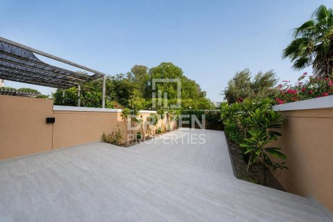 2 غرف نوم تاون هاوس في Jumeirah Village Triangle, الإمارات العربية المتحدة رقم 214245 15