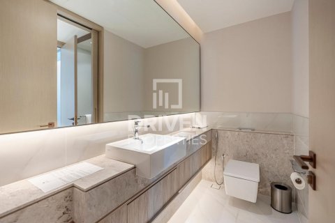 2 bedrooms Apartment in Address Harbour Point, UAE No. 212509 15