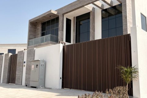 Villa de 5 dormitorios en Al Quoz, UAE No. 221706 3
