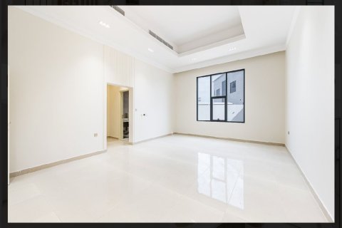 Villa de 5 dormitorios en Al Quoz, UAE No. 221706 13