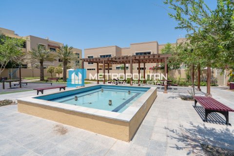 Вилла с 3 спальнями в Al Raha Gardens, ОАЭ №137582 19