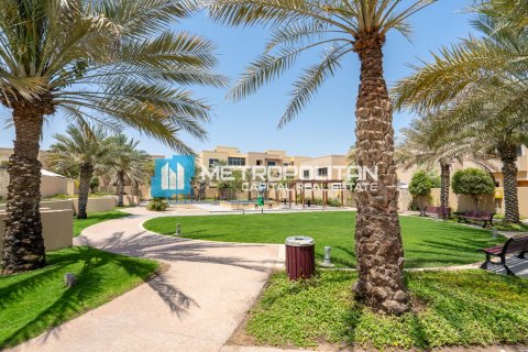 Вилла с 3 спальнями в Al Raha Gardens, ОАЭ №137582 26