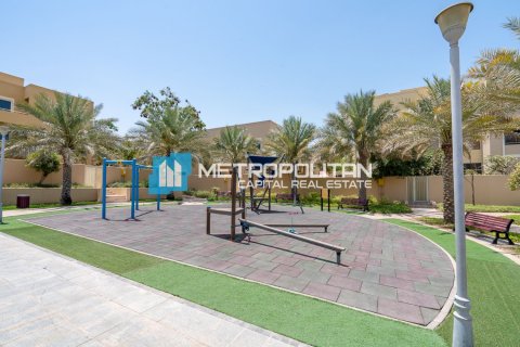 Вилла с 3 спальнями в Al Raha Gardens, ОАЭ №137582 21
