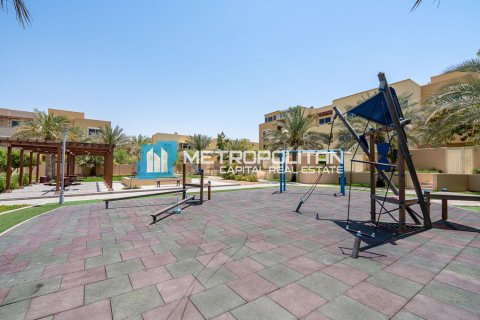 Вилла с 3 спальнями в Al Raha Gardens, ОАЭ №137582 22