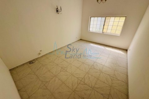 4 bedrooms Villa in Jumeirah, UAE No. 115561 9