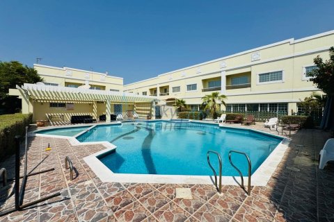 4 bedrooms Villa in Jumeirah, UAE No. 115561