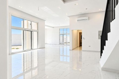 Villa de 5 chambres à Al Rahba, UAE No. 211136 3