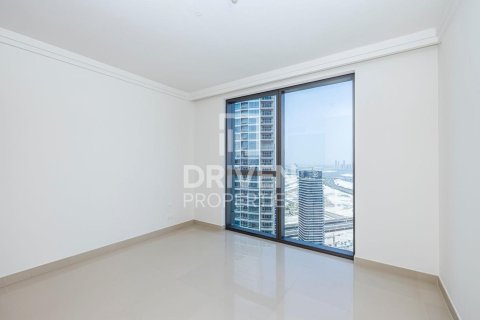 3 bedrooms Apartment in Boulevard Point, UAE No. 221207 8