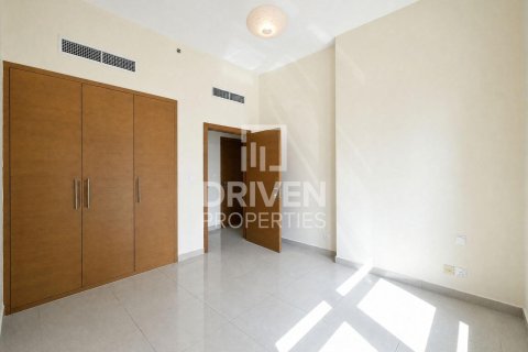 Квартира с 3 спальнями в Claren Towers, ОАЭ №221448 9