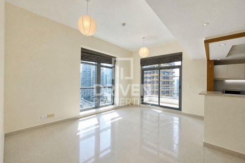 Квартира с 3 спальнями в Claren Towers, ОАЭ №221448 5
