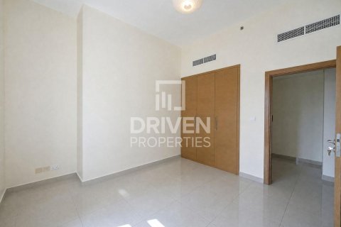 Квартира с 3 спальнями в Claren Towers, ОАЭ №221448 10