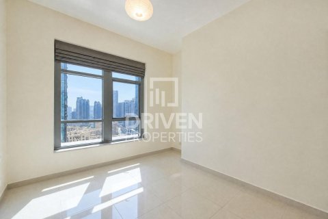 Квартира с 3 спальнями в Claren Towers, ОАЭ №221448 8