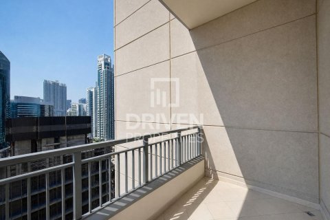Квартира с 3 спальнями в Claren Towers, ОАЭ №221448 20