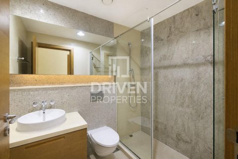 Квартира с 3 спальнями в Claren Towers, ОАЭ №221448 22