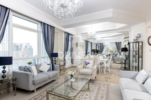 Apartment de 2 dormitorios en Marina Crown, UAE No. 202515 3