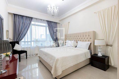 Apartment de 2 dormitorios en Marina Crown, UAE No. 202515 9