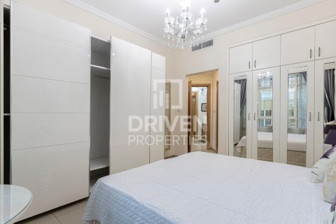 Apartment de 2 dormitorios en Marina Crown, UAE No. 202515 8