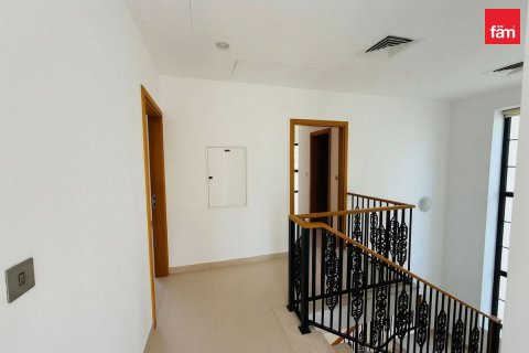 Villa de 4 dormitorios en Dubai, UAE No. 221970 13