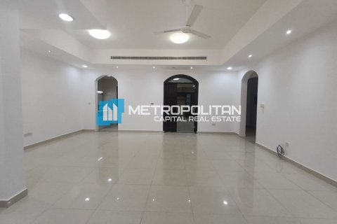Villa de 6 dormitorios en Al Shamkha, UAE No. 143128 19