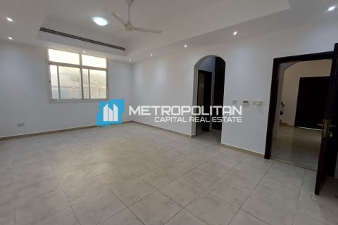 Villa de 6 dormitorios en Al Shamkha, UAE No. 143128 16