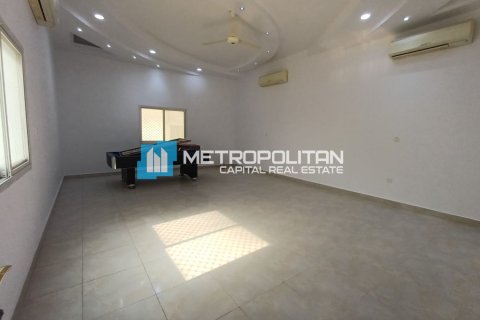 Villa de 6 dormitorios en Al Shamkha, UAE No. 143128 8