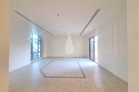 Villa de 3 dormitorios en Sas Al Nakheel, UAE No. 37250 4